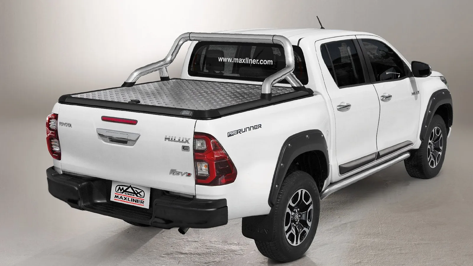 Maxliner 5 piece tub liner fitted in a dual cab ute tub