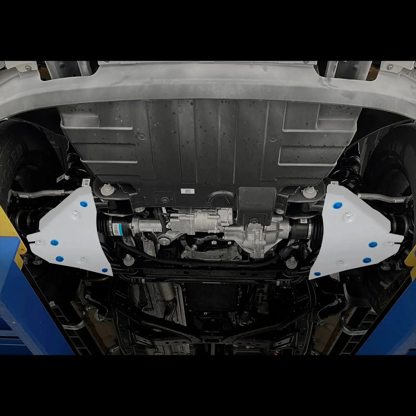 Aluminium Lower Control Arms Bash Plate Ford Ranger Next Gen / Everest Next Gen / Amarok (2023, Present)
