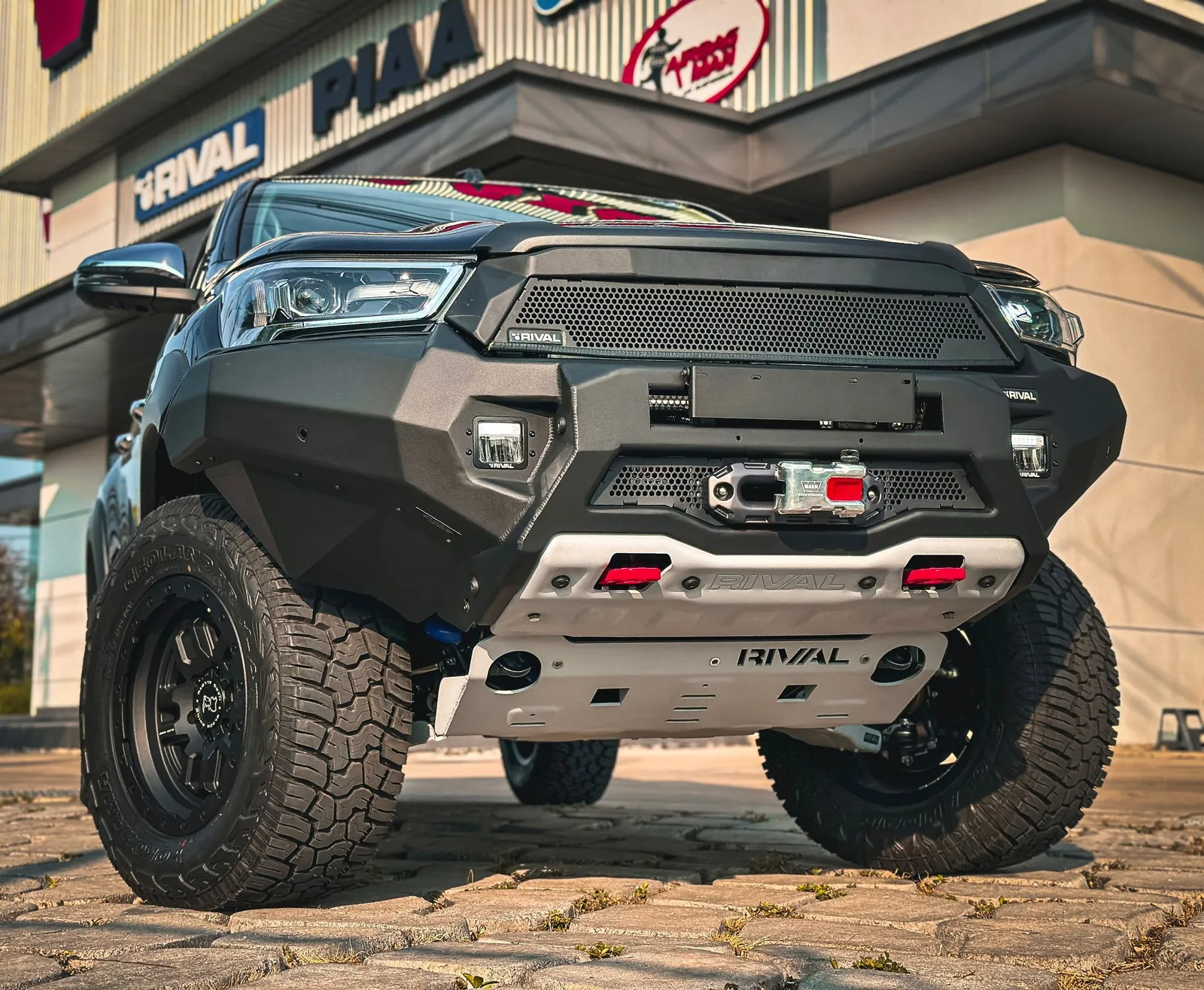 Toyota Hilux (2021-Present) 4x4 Front Bar - Aluminium
